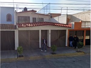 Casa en Venta en Bosques de Aragon Nezahualcóyotl