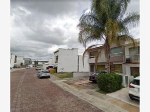 Casa en Venta en Cumbres del Lago Querétaro