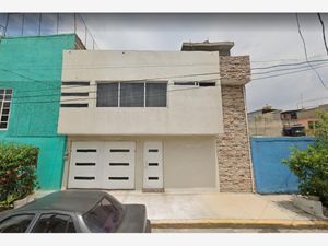 Casa en Venta en La Perla Nezahualcóyotl