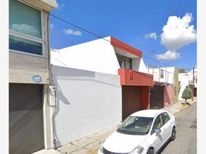 Casa en Venta en Prados Agua Azul Puebla