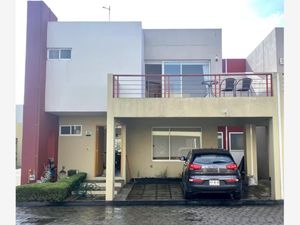 Casa en Venta en Lomas de la Asunción Metepec