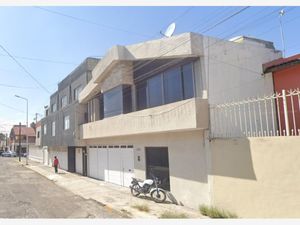 Casa en Venta en Jardines de San Manuel Puebla