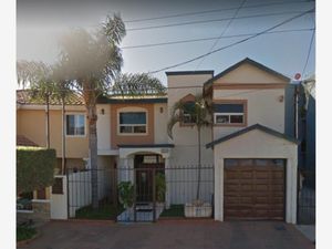 Casa en Venta en Playas de Tijuana Sección Costa de Oro Tijuana