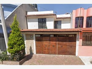 Casa en Venta en Constitucion de 1917 Iztapalapa