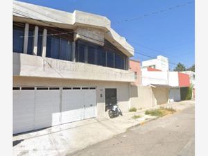 Casa en Venta en Jardines de San Manuel Puebla