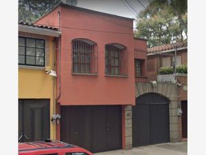 Casa en Venta en Del Carmen Coyoacán