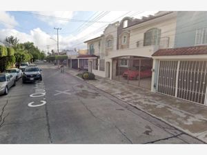 Casa en Venta en Bosques de La Victoria Guadalajara