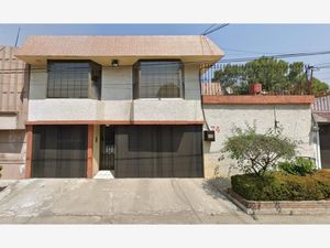 Casa en Venta en Jardines de San Mateo Naucalpan de Juárez