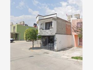 Casa en Venta en Ciudad Satelite León