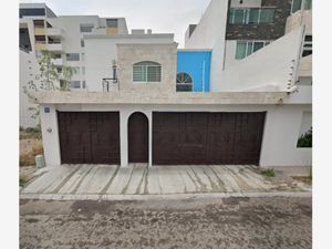 Casa en Venta en Colinas del Cimatario Querétaro