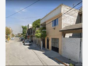 Casa en Venta en Jardines de Santa Clara Ecatepec de Morelos