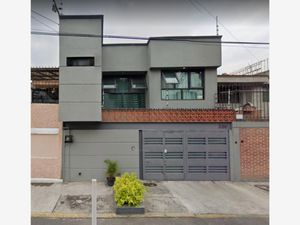 Casa en Venta en Heroes de Churubusco Iztapalapa