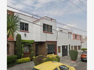 Casa en Venta en Claveria Azcapotzalco