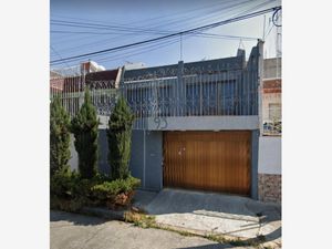 Casa en Venta en Metropolitana Primera Sección Nezahualcóyotl