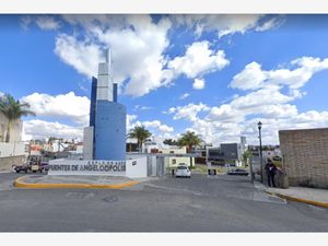 Casa en Venta en Angelopolis Puebla