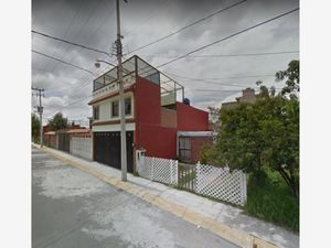 Casa en Venta en Villas Santín Toluca