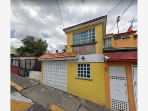 Casa en Venta en Loma de Canteras (Lomas de Cantera) Naucalpan de Juárez