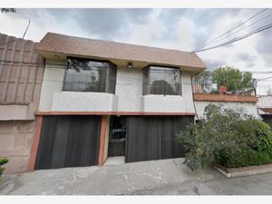 Casa en Venta en Jardines de San Mateo Naucalpan de Juárez