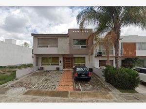 Casa en Venta en Cumbres del Lago Querétaro