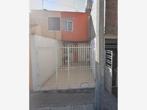 Casa en Venta en Camichines Alborada 1ra. sección San Pedro Tlaquepaque