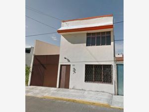 Casa en Venta en Unidad Satélite Magisterial Puebla