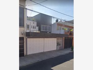 Casa en Venta en Claveria Azcapotzalco