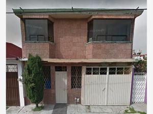 Casa en Venta en Izcalli Cuauhtémoc II Metepec