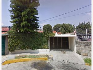 Casa en Venta en Anexo Jardines de San Mateo Naucalpan de Juárez