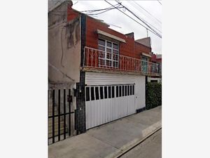 Casa en Venta en Constitucion de 1917 Iztapalapa