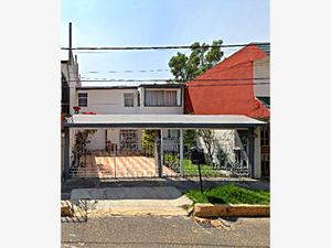 Casa en Venta en Valle de Santa Mónica Tlalnepantla de Baz