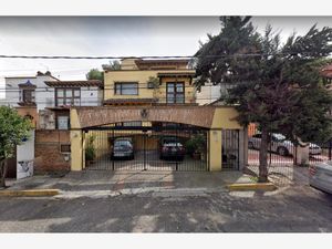 Casa en Venta en Santa Cruz del Monte Naucalpan de Juárez