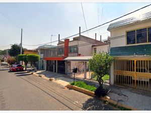 Casa en Venta en Valle de Santa Mónica Tlalnepantla de Baz