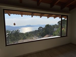 CASA EN RENTA VALLE DE BRAVO, MONTE ALTO