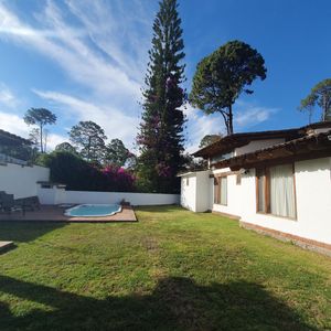 CASA EN RENTA EN AVÁNDARO