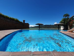 CASA VENTA/RENTA CON VISTA AL LAGO, CASA CLUB, MUELLE,  VALLE DE BRAVO