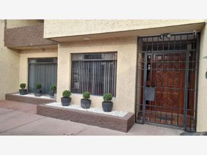 Casa en Venta en Jardines de la Hacienda Querétaro