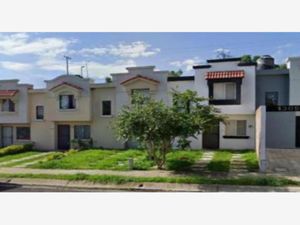 Casa en Venta en Jardines Del Edén Tlajomulco de Zúñiga