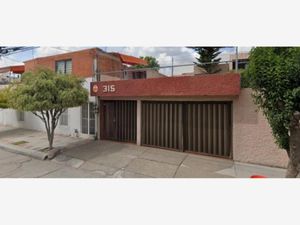 Casa en Venta en Las Águilas San Luis Potosí