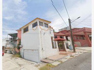 Casa en Venta en Lomas de Rosales Tampico