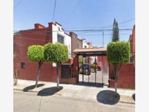 Casa en Venta en El Colli Urbano 1a. Sección Zapopan