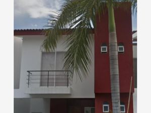 Casa en Venta en Residencial Fluvial Vallarta Puerto Vallarta