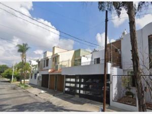 Casa en Venta en Bosques de La Victoria Guadalajara