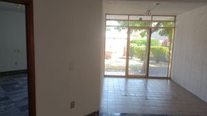 Casa en Venta en Jurica estilo clasico