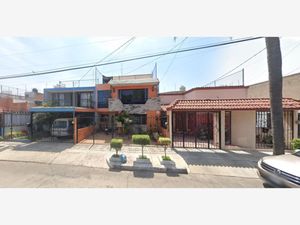 Casa en Venta en Jardines del Rosario Guadalajara