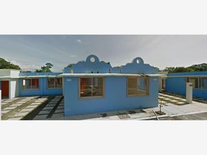 Casa en Venta en La Arbolada Huixtla