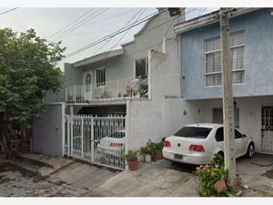 Casa en Venta en Loma Bonita Ejidal San Pedro Tlaquepaque