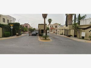 Casa en Venta en Urbi Villa del Rey Monterrey