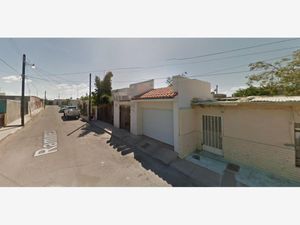 Casa en Venta en San Pedro Chihuahua