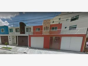 Casa en Venta en Los Pilares Puebla