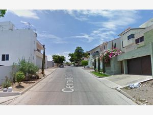 Casa en Venta en Colinas de San Miguel Culiacán